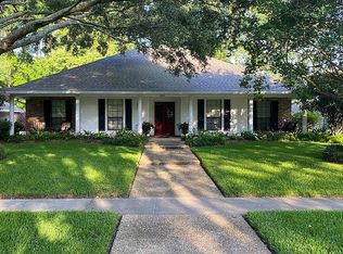 6054 Shakespeare Dr, Baton Rouge, LA 70817