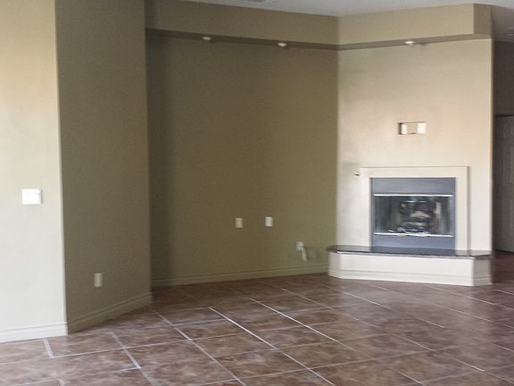 3rd image of 31100 Avenida Juarez