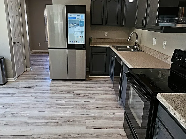 612 Queens Creek Rd — Photo 5