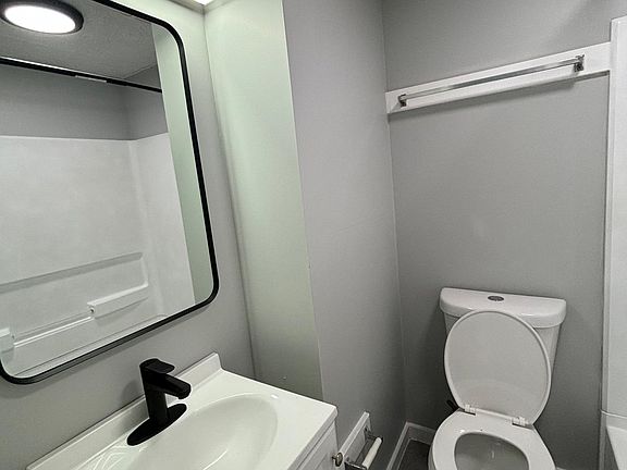 4th image of 3730 School Ln #7