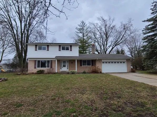 335 Paragon Ave, Troy, MI 48098