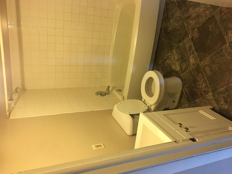 2nd image of 500 Bowie Dr APT 122