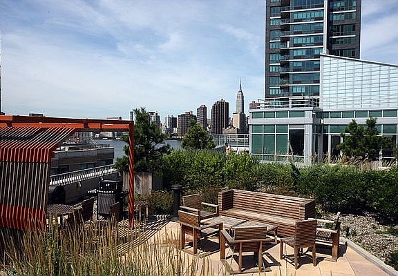 3rd image of 4705 Center Blvd APT 2911