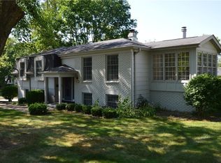 2111 Woodland Ave, West Des Moines, IA 50265