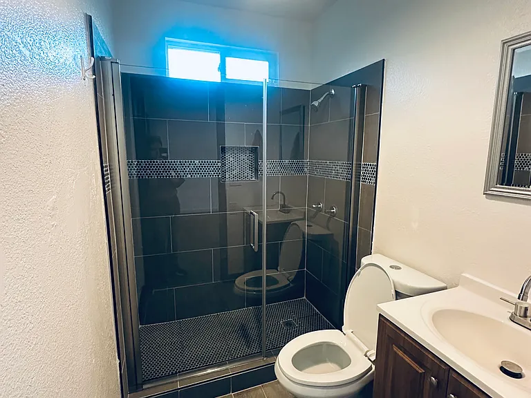 531 Haggin Ave #B — Photo 15