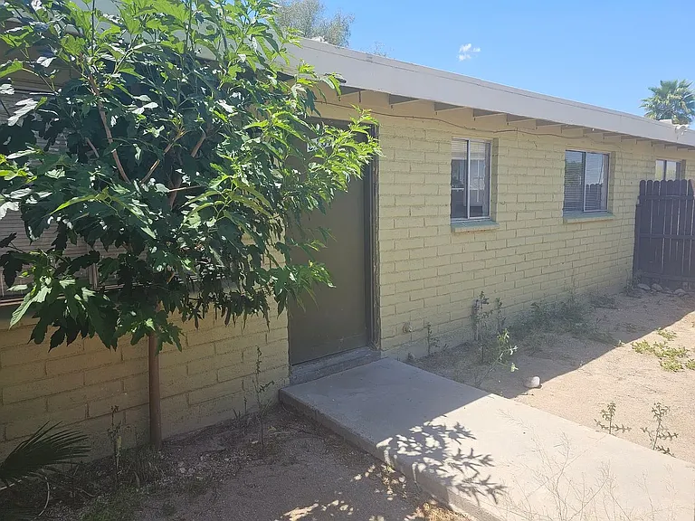 Oakwood Terrace **1 MONTH FREE MOVE IN SPECIAL — Photo 11