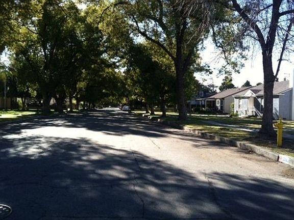 4th image of 2697 Fremontia Dr