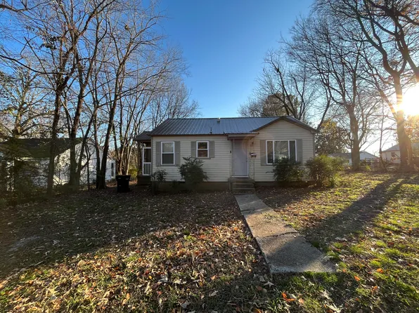 2030 Maple St, Batesville, AR 72501