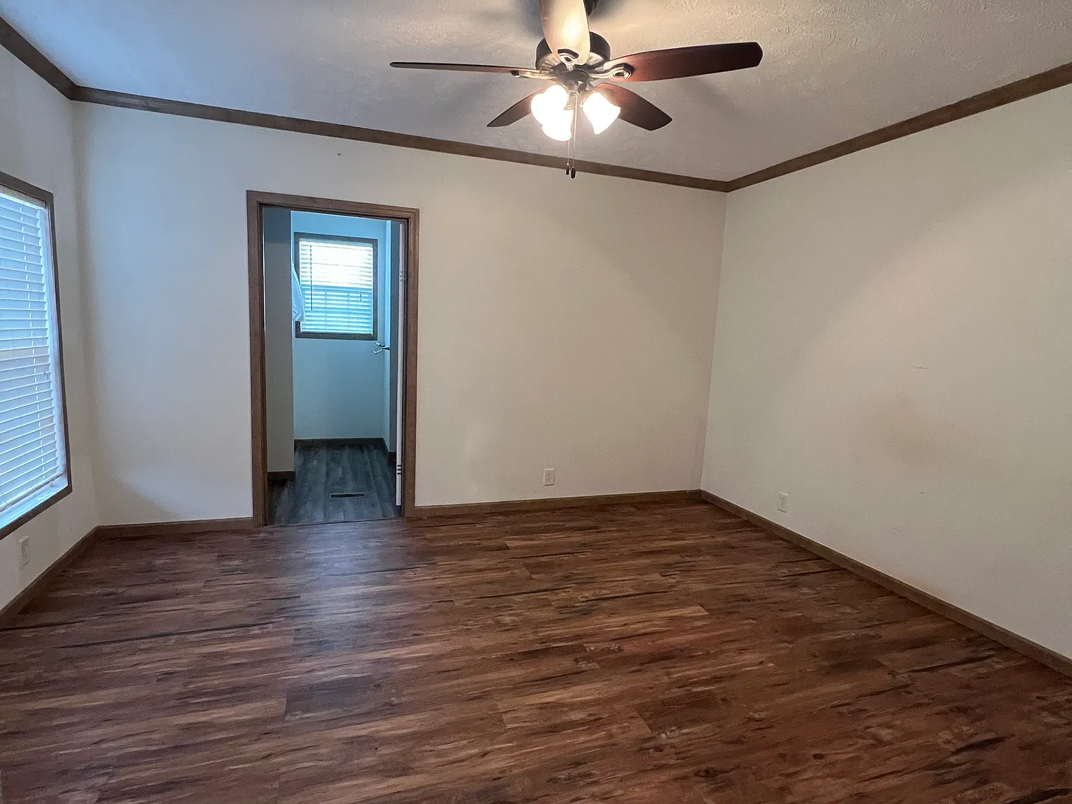 2 bed, $1,250 — Photo 4