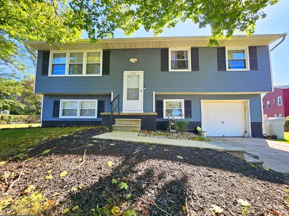 2189 Berkeley Dr, Vineland, NJ 08361