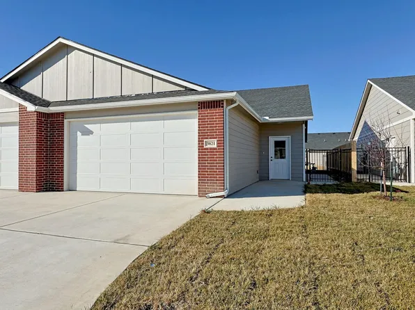 3827-3829 S Bluelake Ct, Wichita, KS 67215
