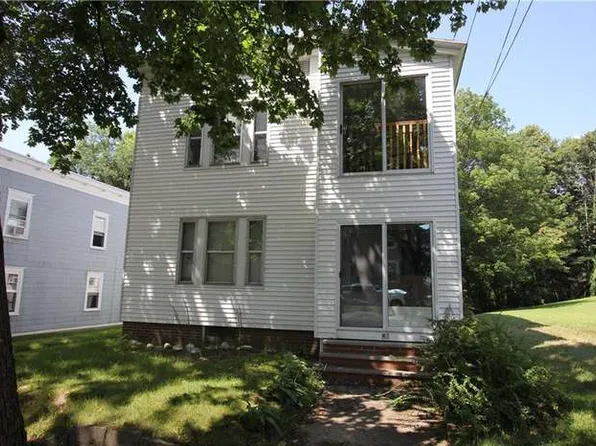 82 Androscoggin Ave APT 2, Lewiston, ME 04240