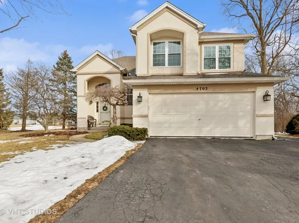 4703 W Pebble Beach Dr, Wadsworth, IL 60083