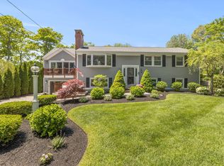 75 Mayflower Rd, Sagamore Beach, MA 02562