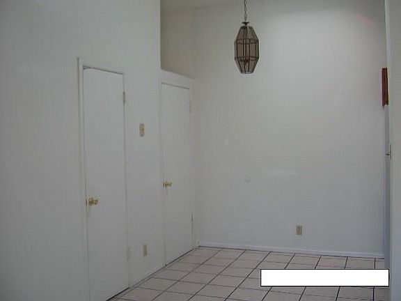5th image of 667 White Cliffs Dr #4