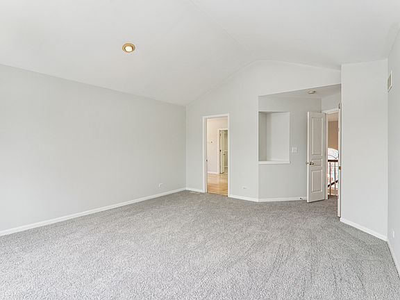 4th image of 148 Rosewood Dr