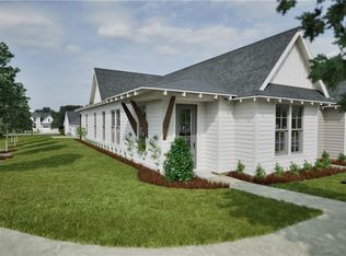 107 Summer St, Opelika, AL 36804