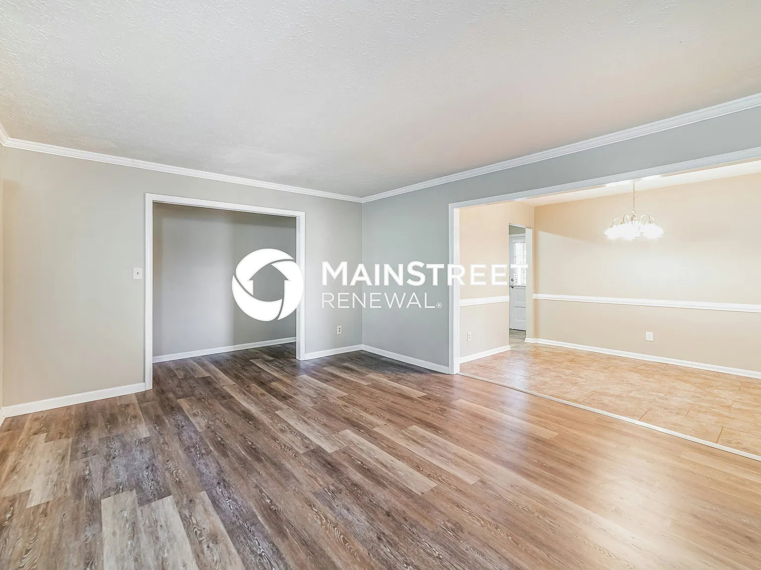 4709 Andrea Way — Photo 3