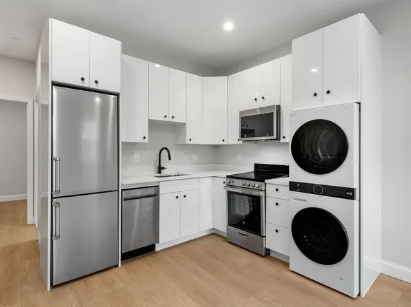 174 Salem St APT 2, Boston, MA 02113