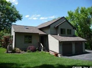 4065 Mercun Dr, Jamesville, NY 13078