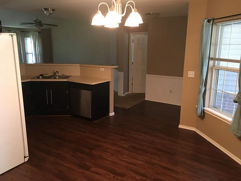 3032 Pinecrest St — Photo 15