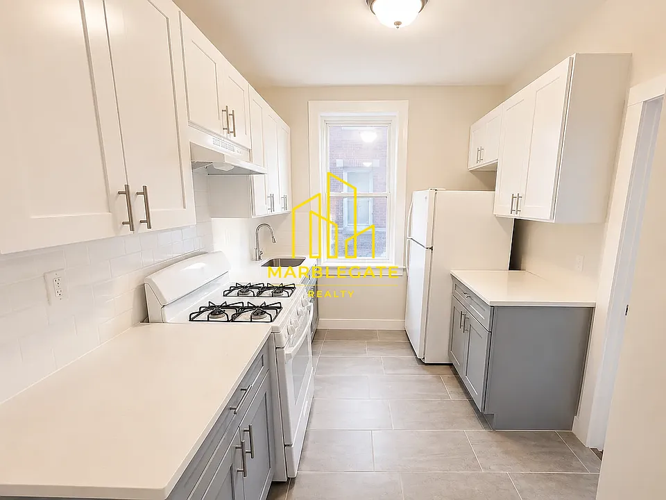 691 Elizabeth Ave #224