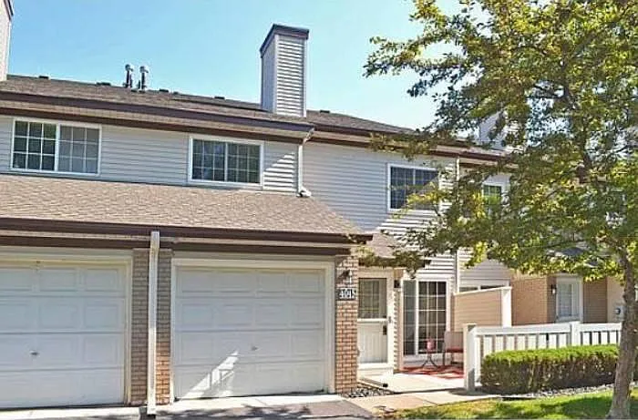 4045 Crystal Cir — Photo 1