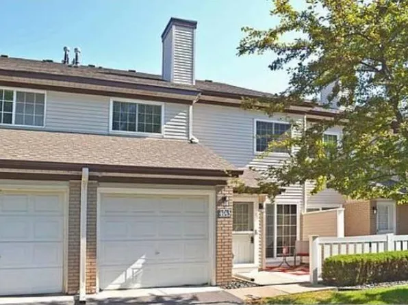 4045 Crystal Cir, Shoreview, MN