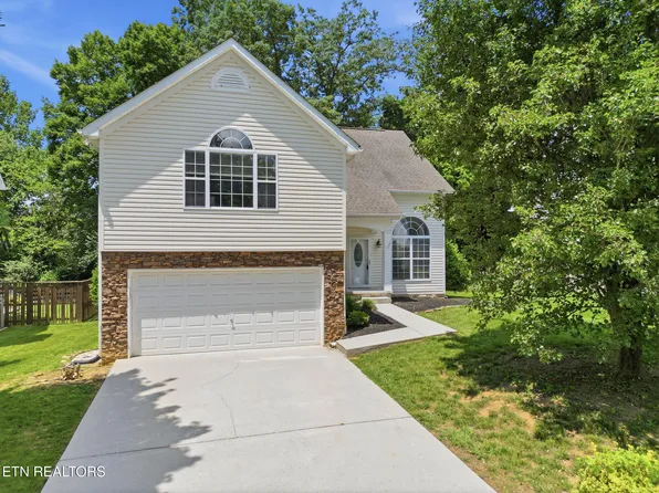 929 Station View Rd, Knoxville, TN 37919