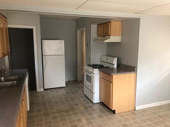 4th image of 2534 Oakland Ave