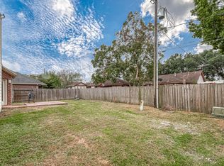 10514 Eagle Nest Ct, La Porte, TX 77571