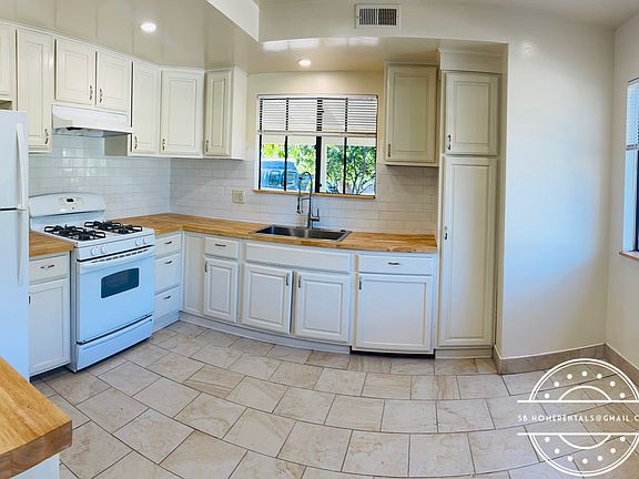 2nd image of 1735 Villa Ave