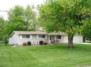 415 W Henderson St, Wataga, IL 61488