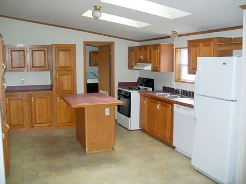 2nd image of 238 Anaheim St