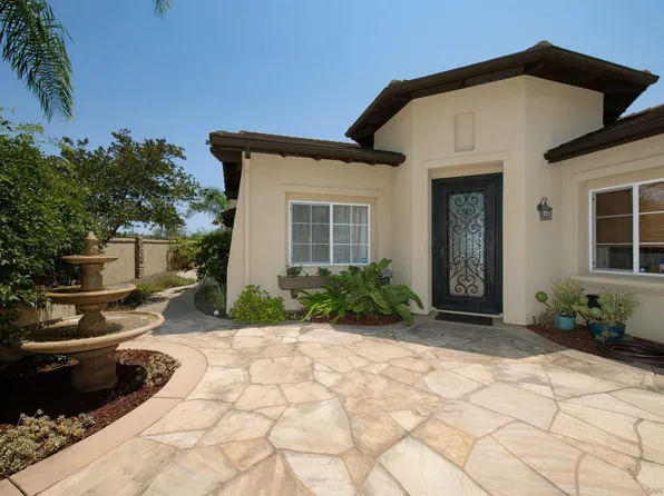 1334 Deerbrook Dr, San Marcos, CA 92069