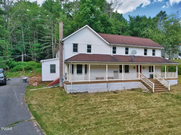 106 Bee Hollow Rd, Shohola, PA 18458