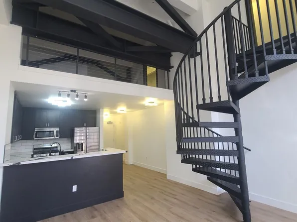 330 13th St #1A, Oakland, CA 94612