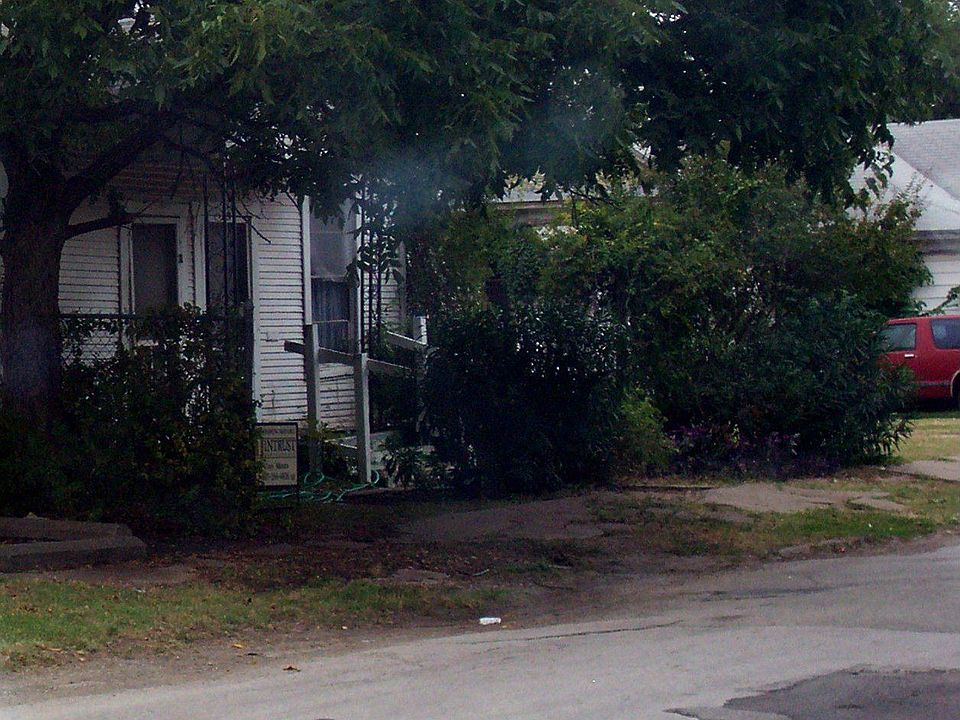2nd image of 925 Alston Ave