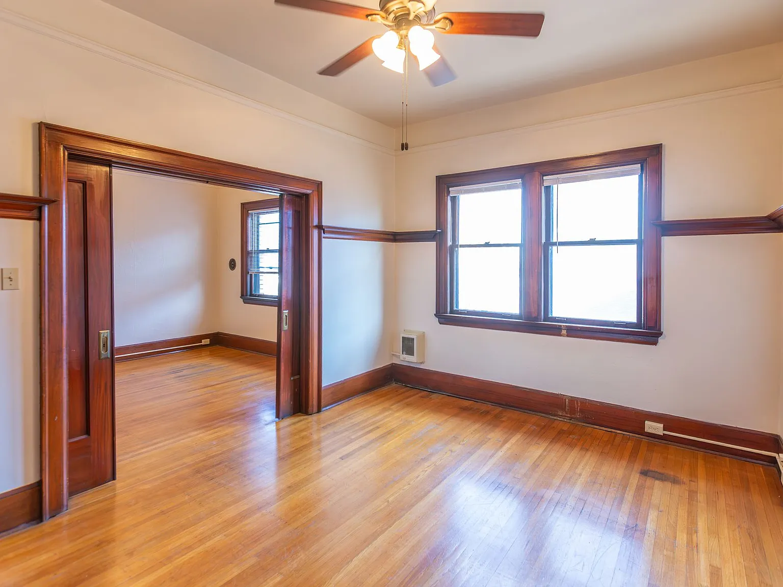 The Gentry Apartments — Photo 2