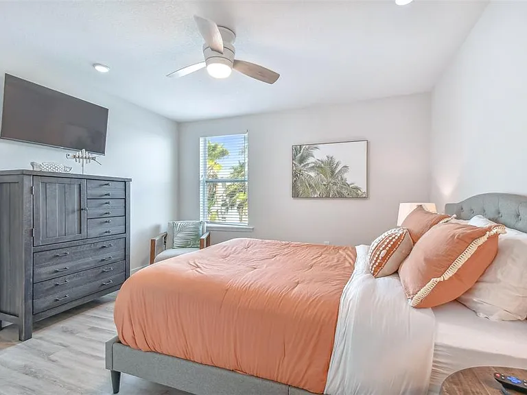 19505 Gulf Blvd #404 — Photo 25