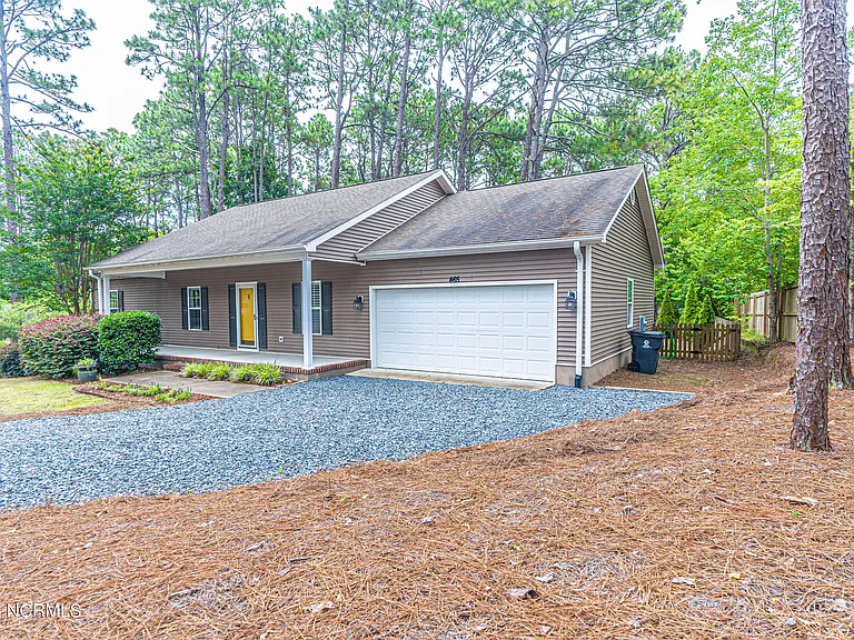465 Crestview Rd — Photo 23