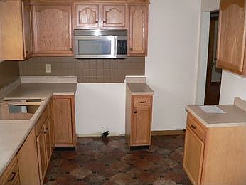 2nd image of 6508 W Martin Mill Pike