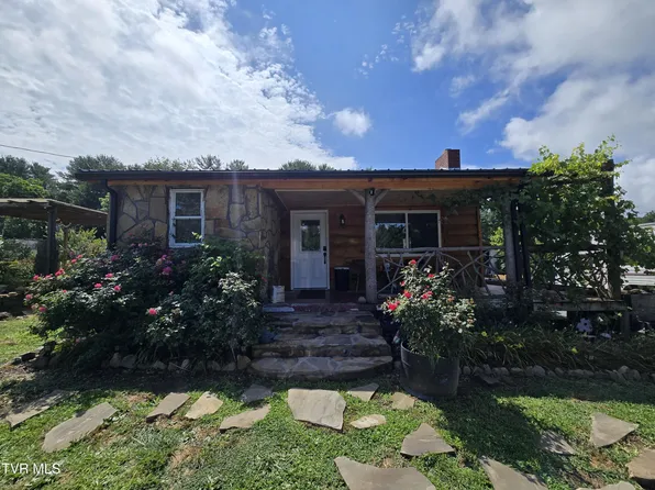 373 Cedar Grove Rd, Johnson City, TN 37601