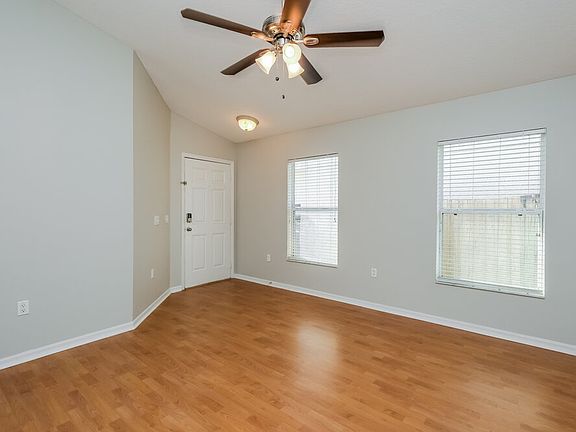 3rd image of 11810 Prickly Pear Way
