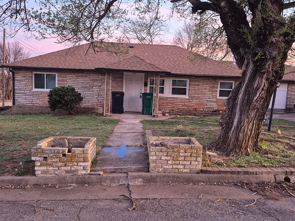 1st image of 2728 NE 15th St