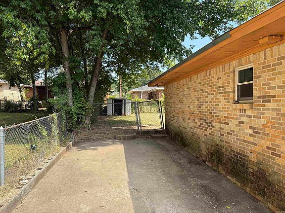 5th image of 3808 Mellene Dr