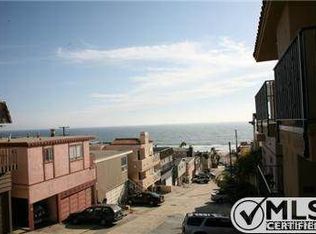 217 42nd St, Manhattan Beach, CA 90266