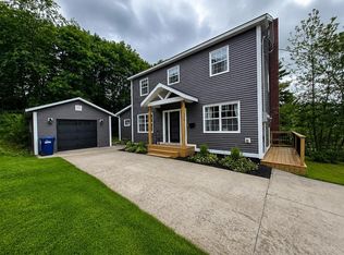 134 W Valley Rd, Corner Brook, NL A2H5B4