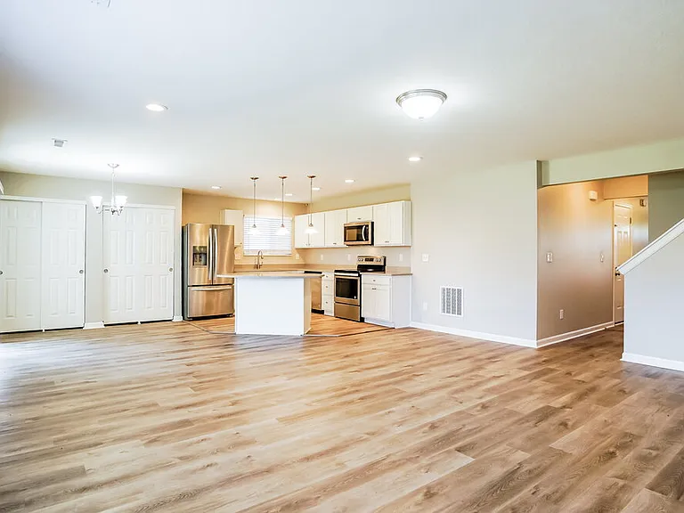 7500 Willow Leaf Dr — Photo 10
