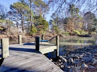 105 Glenn Cv, Seaford, VA 23696